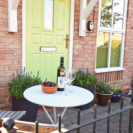 Ferienhaus Walking Distance To Racecourse And Centre *